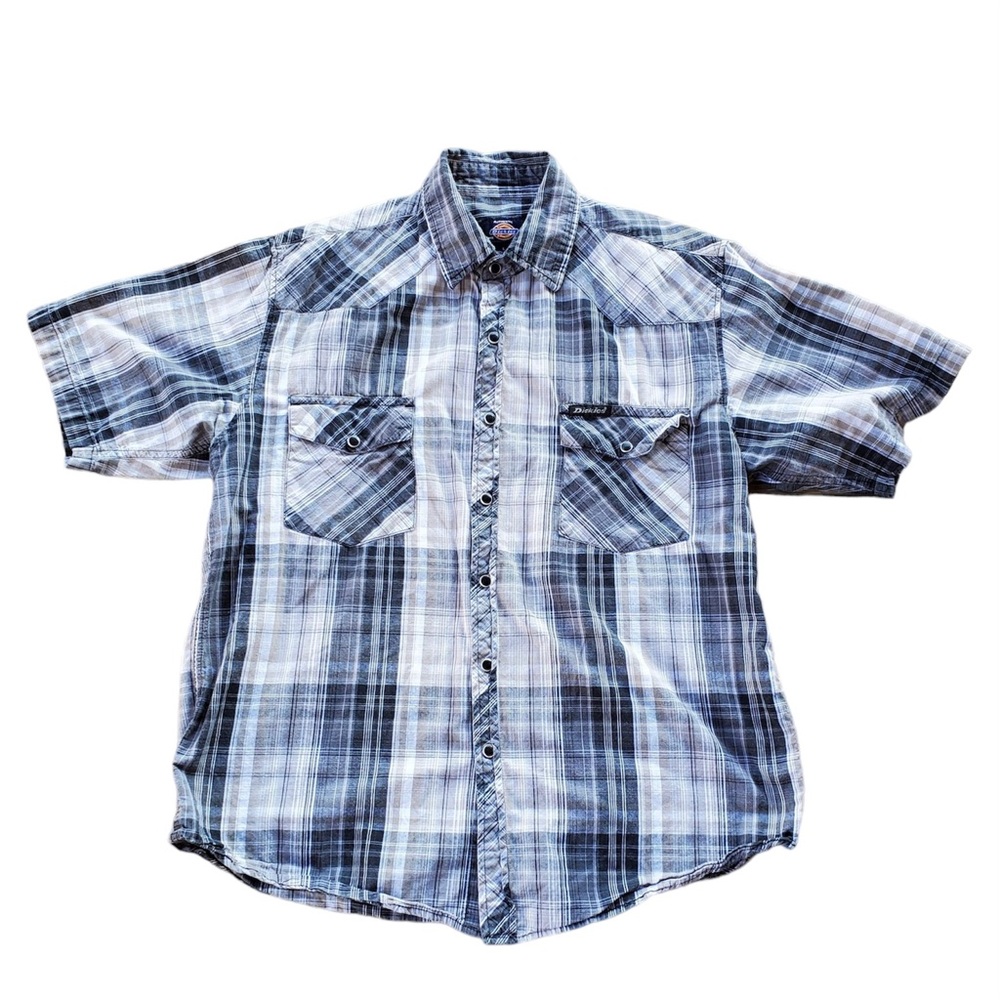 Dickies size large, short sleeve button down flannel pattern shirt